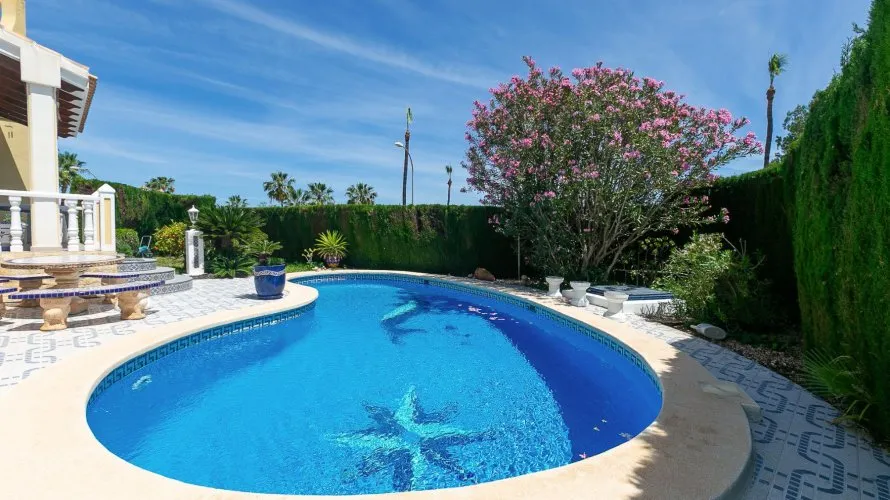 Villa de 194m² en Alicante, España No. 2667 № 22