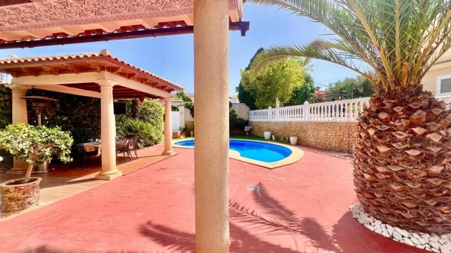 Villa de 3 dormitorios en Torrevieja, España No. 1486 № 13