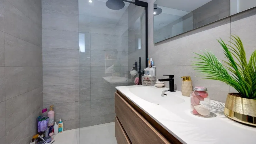 Apartamento de 3 dormitorios en Torrevieja, España No. 2695 № 13