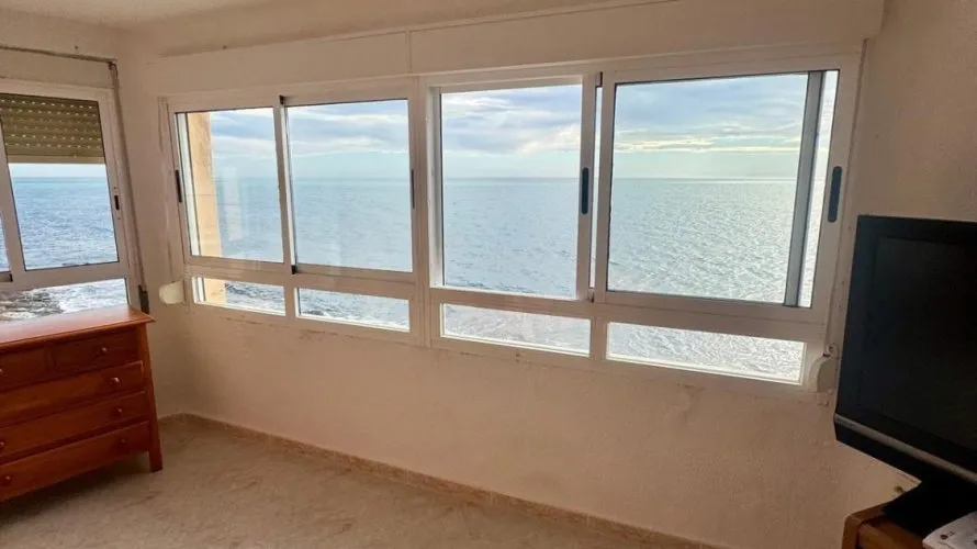 Apartamento de 4 dormitorios en Torrevieja, España No. 2256 № 22