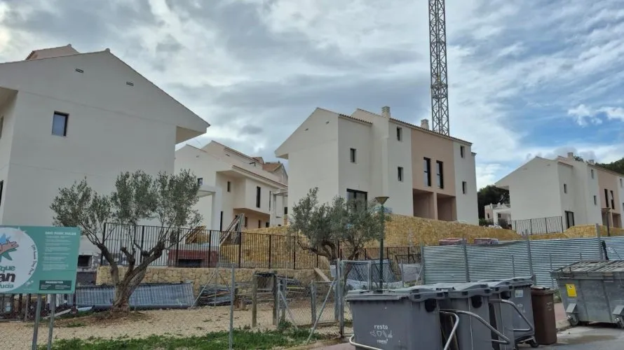 Сasa de 3 dormitorios en La Nucia, España No. 2439 № 9
