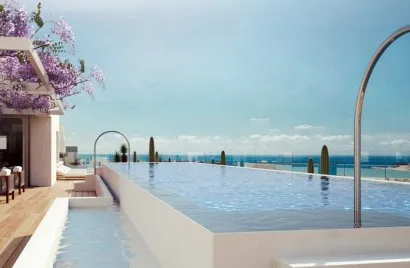 Apartamento de 4 dormitorios en Alicante, España No. 1717
