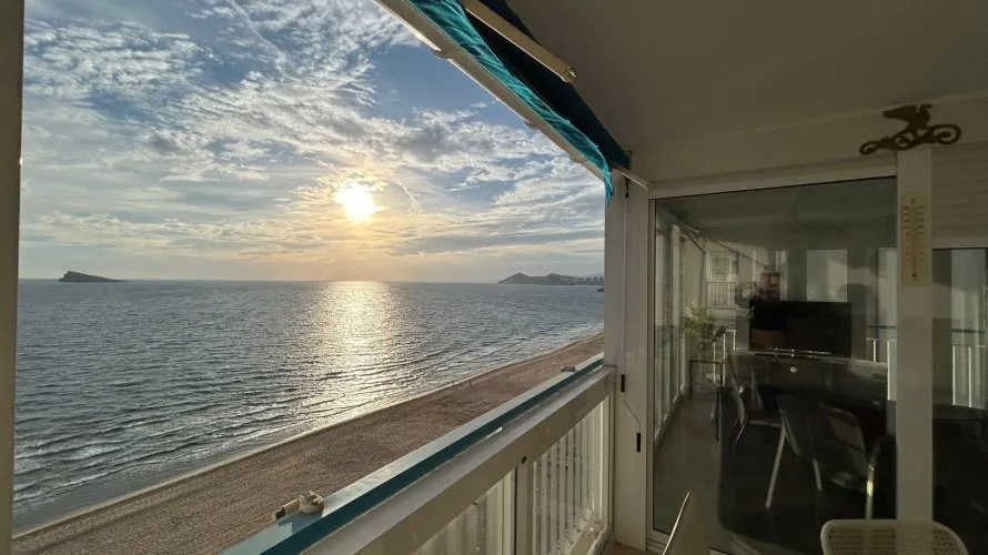Apartamento de 2 dormitorios en Benidorm, España No. 2000 № 4