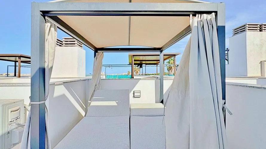 Bungalow de 3 dormitorios en Torrevieja, España No. 2167 № 28