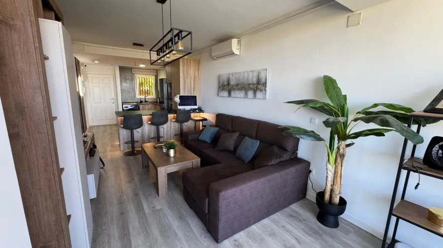 Apartamento de 2 dormitorios en Mutxamel, España No. 2094