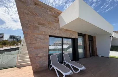 Сasa de 324m² en Finestrat, España No. 2713
