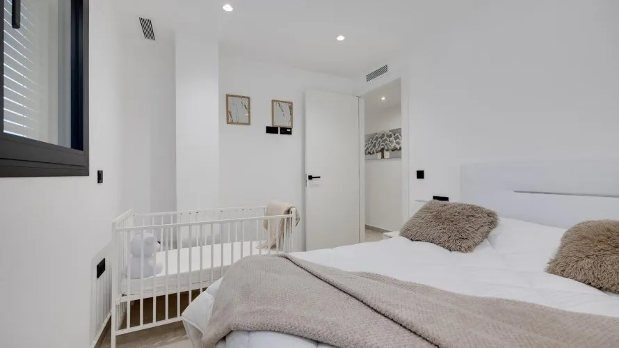 Apartamento de 3 dormitorios en Torrevieja, España No. 2695 № 9