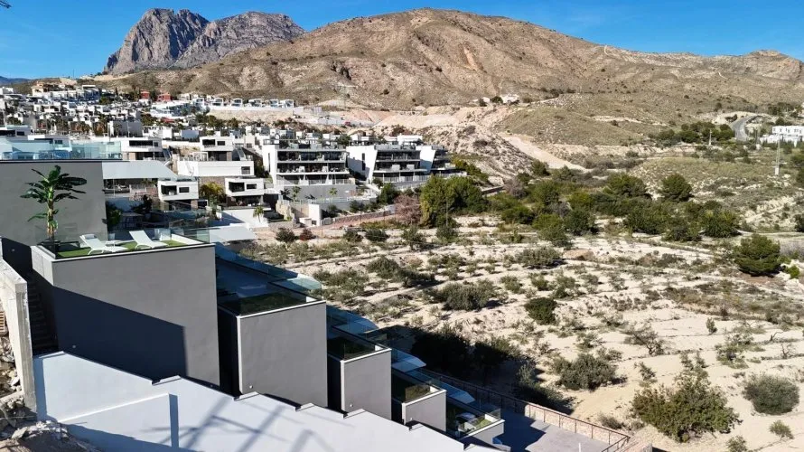 Apartamento de 2 dormitorios en Finestrat, España No. 2257 № 24
