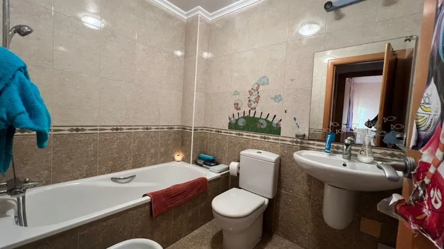 Dúplex de 3 dormitorios en Villamartin, España No. 2498 № 10