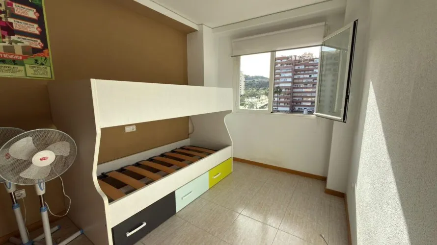 Apartamento de 2 dormitorios en Villajoyosa, España No. 2371 № 5
