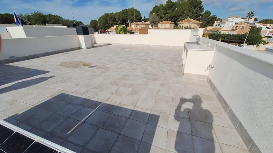 Villa de 3 dormitorios en Pinar De Campoverde, España No. 1527 № 2