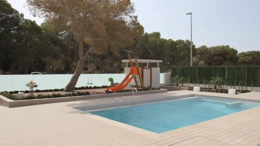 Villa de 157m² en Campoamor, España No. 1582 № 3