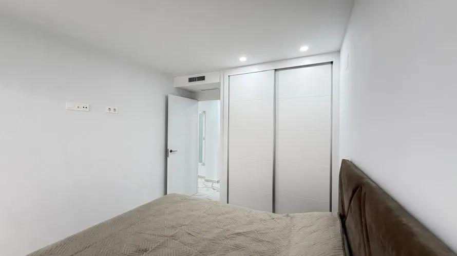 Apartamento de 2 dormitorios en Torrevieja, España No. 2273 № 7