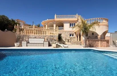 Villa de 5 dormitorios en Ciudad Quesada, España No. 2359