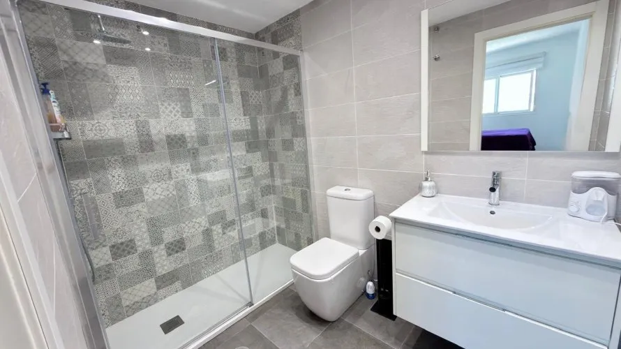 Apartamento de 2 dormitorios en Finestrat, España No. 2419 № 9