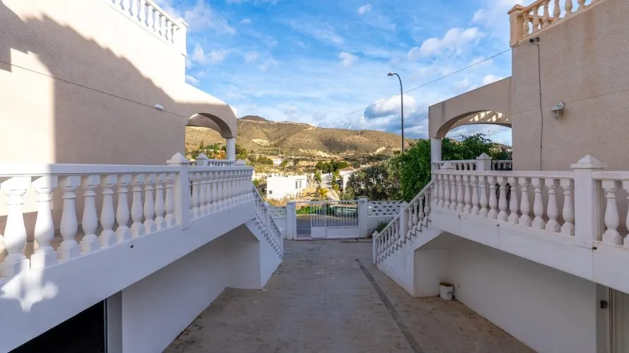 Apartamento de 3 dormitorios en El Campello, España No. 1572 № 7