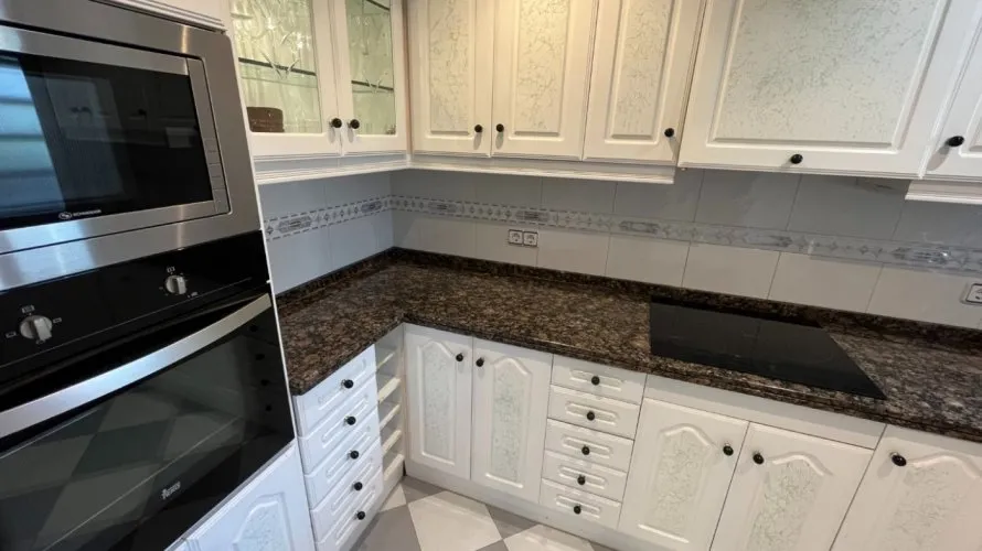 Apartamento de 2 dormitorios en Benidorm, España No. 1735 № 6