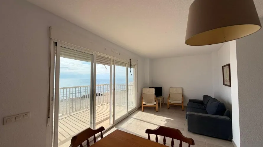 Apartamento de 4 dormitorios en Torrevieja, España No. 2294 № 3