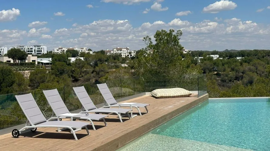 Apartamento de 2 dormitorios en Orihuela, España No. 1481 № 2