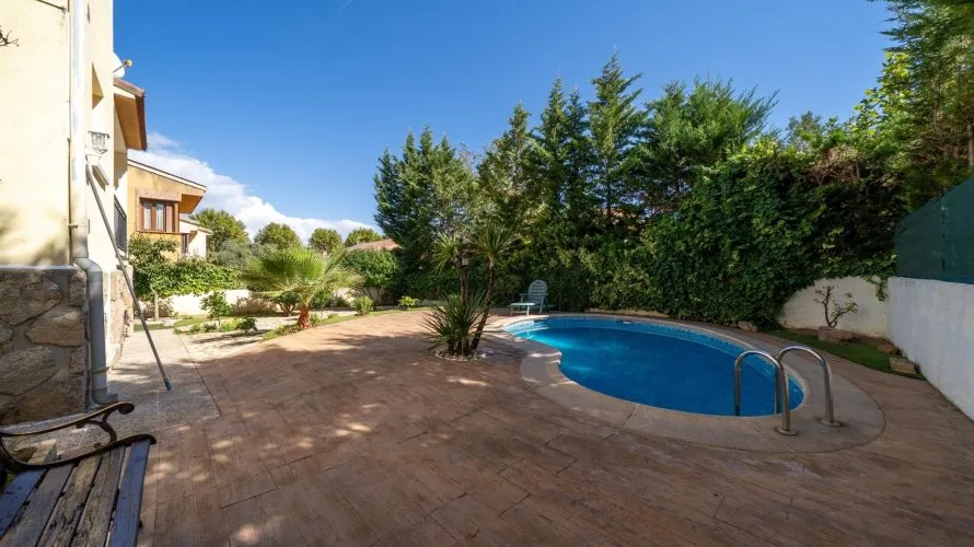 Apartamento de 5 dormitorios en San Martín de Valdeiglesias, España No. 2602 № 19