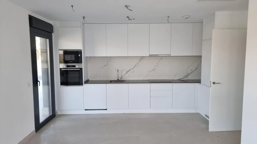 Apartamento de 2 dormitorios en Calpe, España No. 2009 № 2