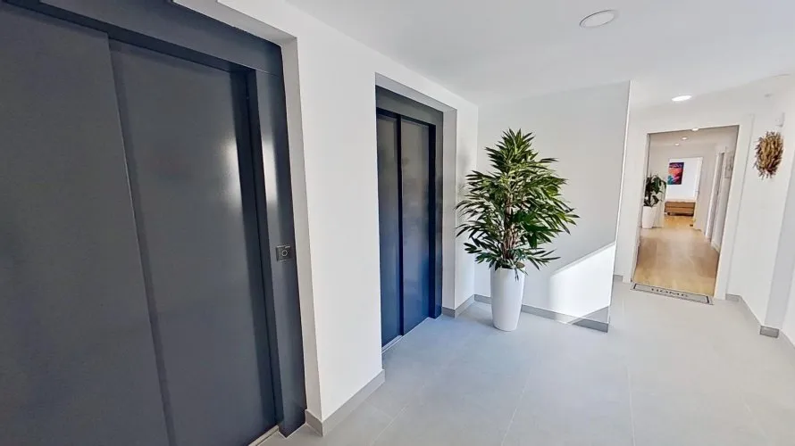 Apartamento de 2 dormitorios en Benidorm, España No. 1563 № 16
