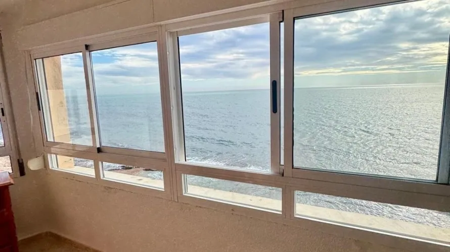 Apartamento de 4 dormitorios en Torrevieja, España No. 2256 № 23