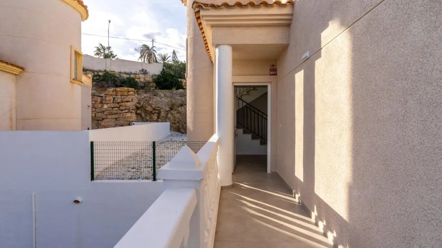 Apartamento de 3 dormitorios en El Campello, España No. 1572 № 9