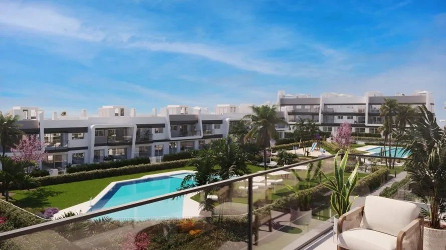 Apartamento de 2 dormitorios en Gran Alacant, España No. 1806 № 4
