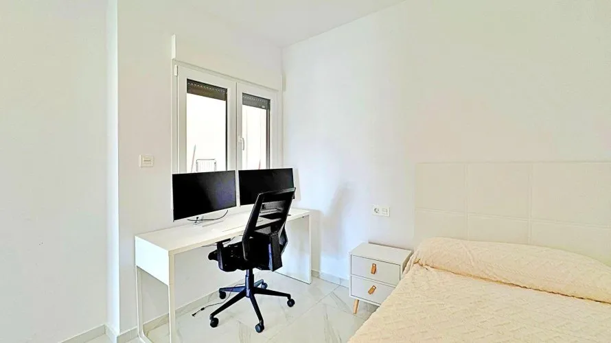 Bungalow de 3 dormitorios en Torrevieja, España No. 2167 № 23