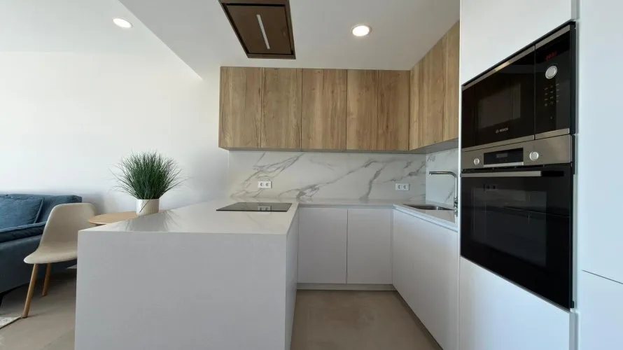 Apartamento de 2 dormitorios en Finestrat, España No. 2266 № 6