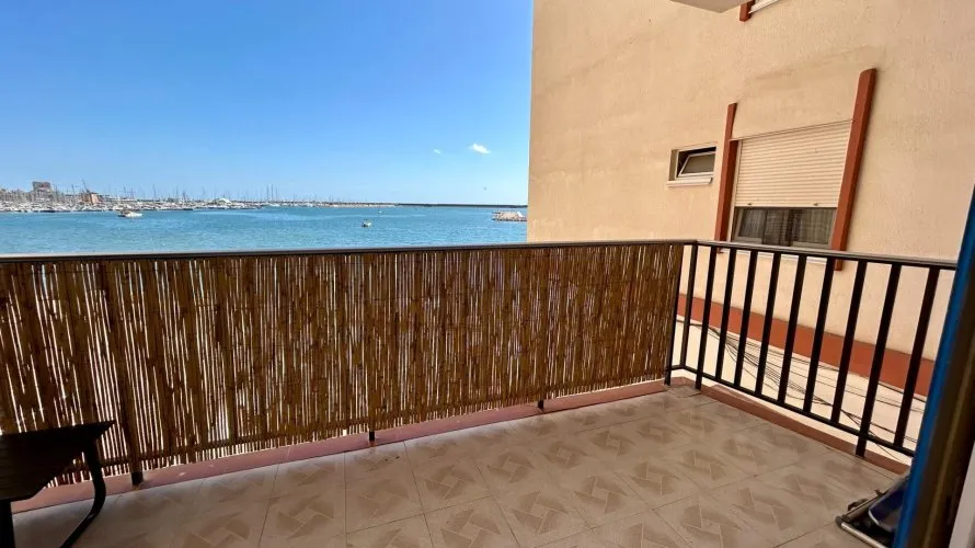 Apartamento de 2 dormitorios en Torrevieja, España No. 1515 № 4