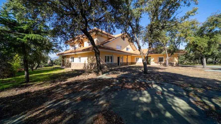 Villa de 8 dormitorios en Colmenarejo, España No. 2603 № 13