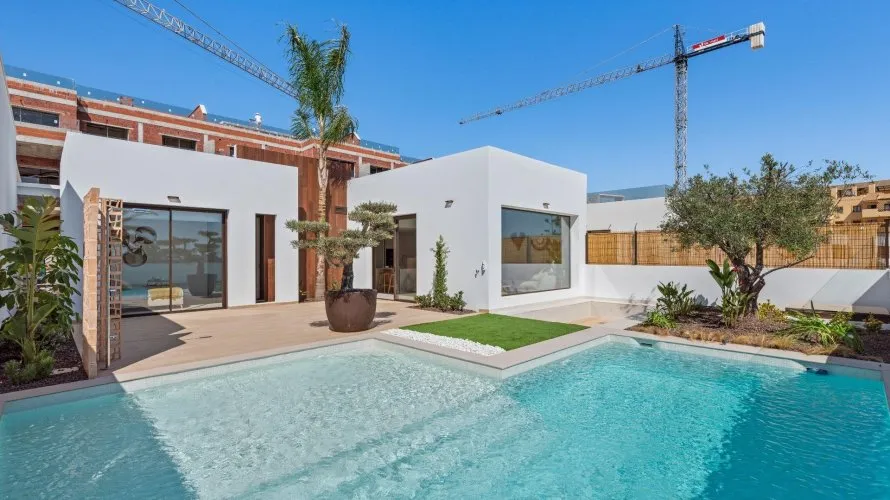 Villa de 3 dormitorios en Los Alcázares, España No. 2161 № 6