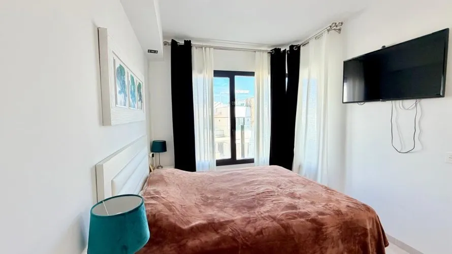 Apartamento de 3 dormitorios en La Florida, España No. 2309 № 28