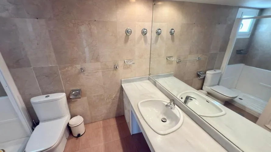 Ático de 6 dormitorios en Alicante, España No. 2092 № 22