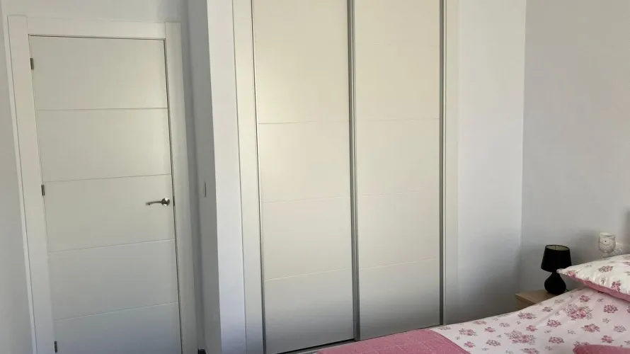 Сasa de 2 dormitorios en La Florida, España No. 2470 № 4