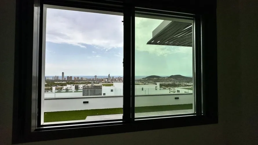Apartamento de 2 dormitorios en Finestrat, España No. 1940 № 6