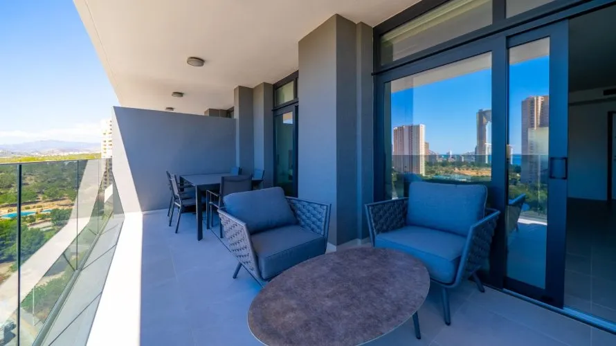 Apartamento de 2 dormitorios en Benidorm, España No. 2074 № 14