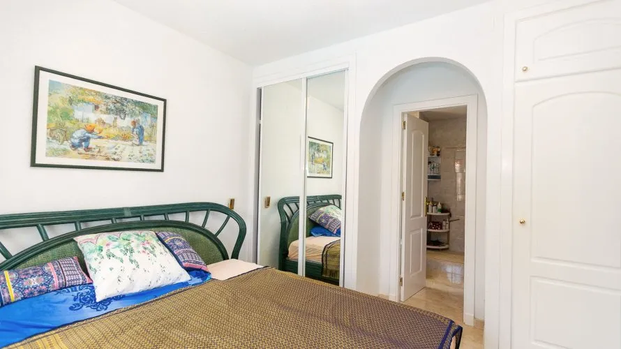 Villa de 194m² en Alicante, España No. 2667 № 1