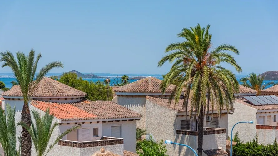 Villa de 3 dormitorios en Playa Honda, España No. 1958 № 6