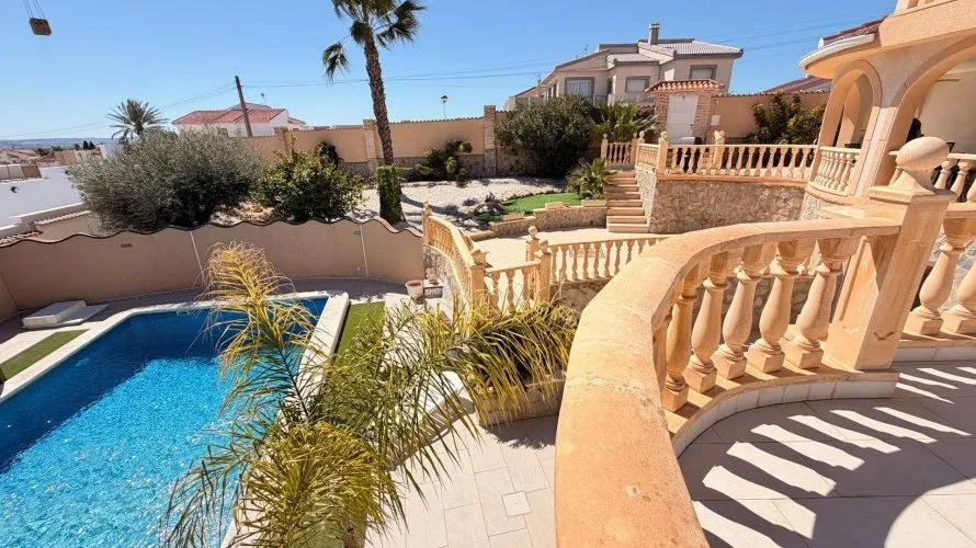 Villa de 5 dormitorios en Ciudad Quesada, España No. 2359 № 2