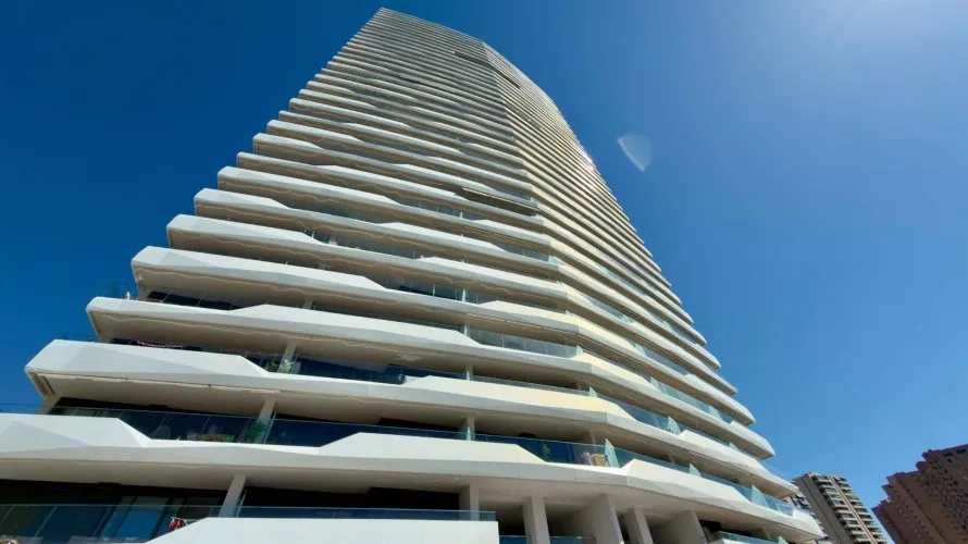 Apartamento de 3 dormitorios en Benidorm, España No. 2627 № 18
