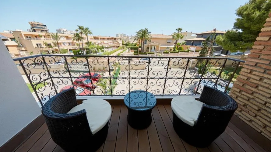 Hotel de 19 dormitorios en Cabo De Las Huertas, España No. 2569 № 17