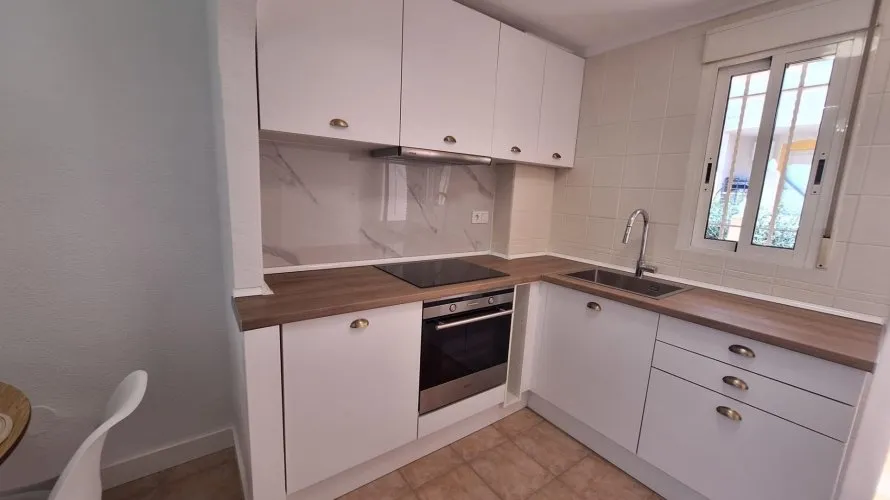 Bungalow de 1 dormitorio en Torrevieja, España No. 2421 № 8