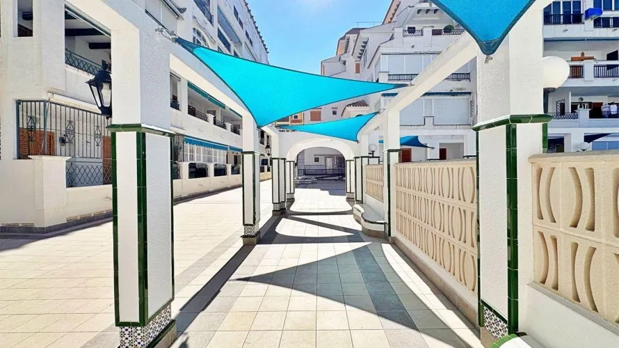 Apartamento de 1 dormitorio en Torrevieja, España No. 2295 № 13
