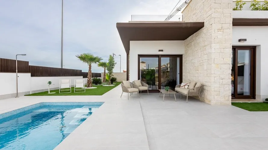 Villa de 2 dormitorios en Vistabella, España No. 2237 № 1