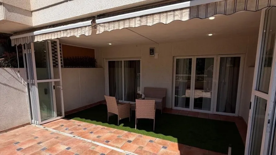 Apartamento de 2 dormitorios en Alicante, España No. 2465 № 8
