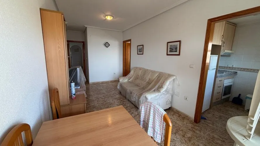 Apartamento de 1 dormitorio en Torrevieja, España No. 1561 № 2
