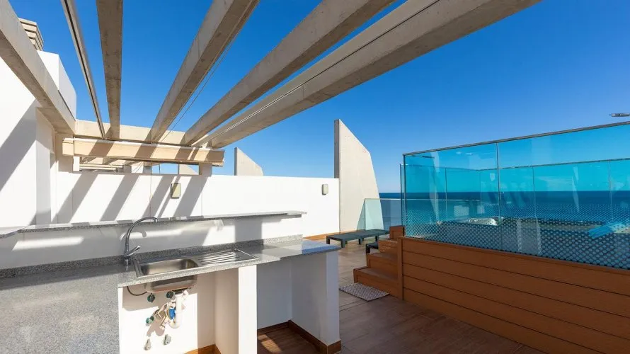 Ático de 2 dormitorios en Torrevieja, España No. 2292 № 2